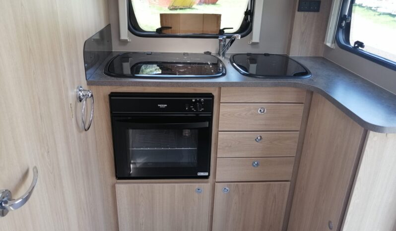 Elddis Xplore 422 full