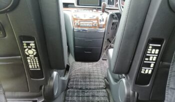 Nissan Elgrand E51 full