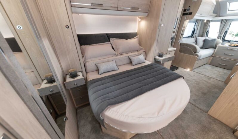 Elddis Crusader Mistral full