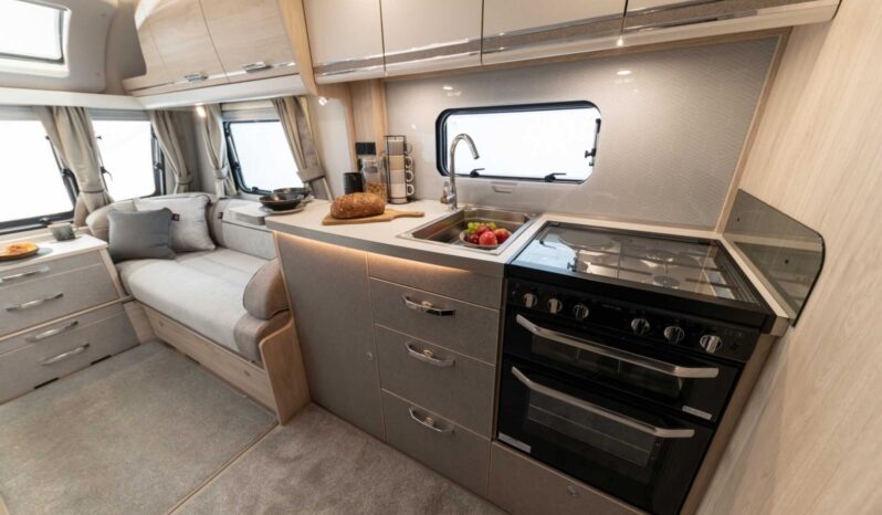 Elddis Crusader Zephyr full