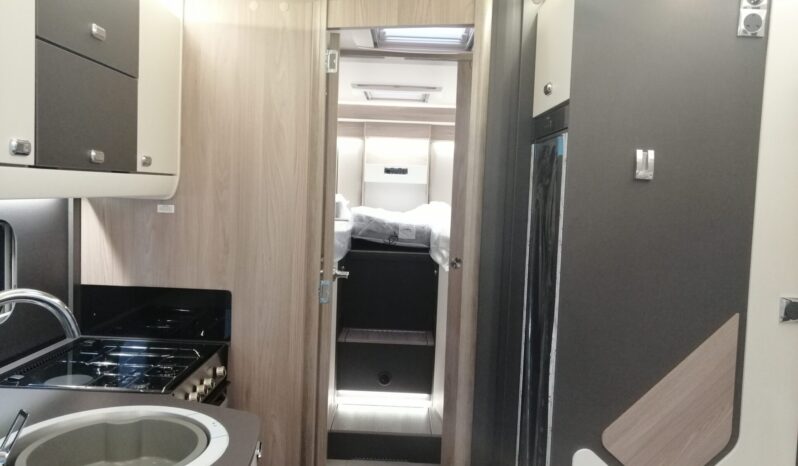 Swift Voyager 584 full